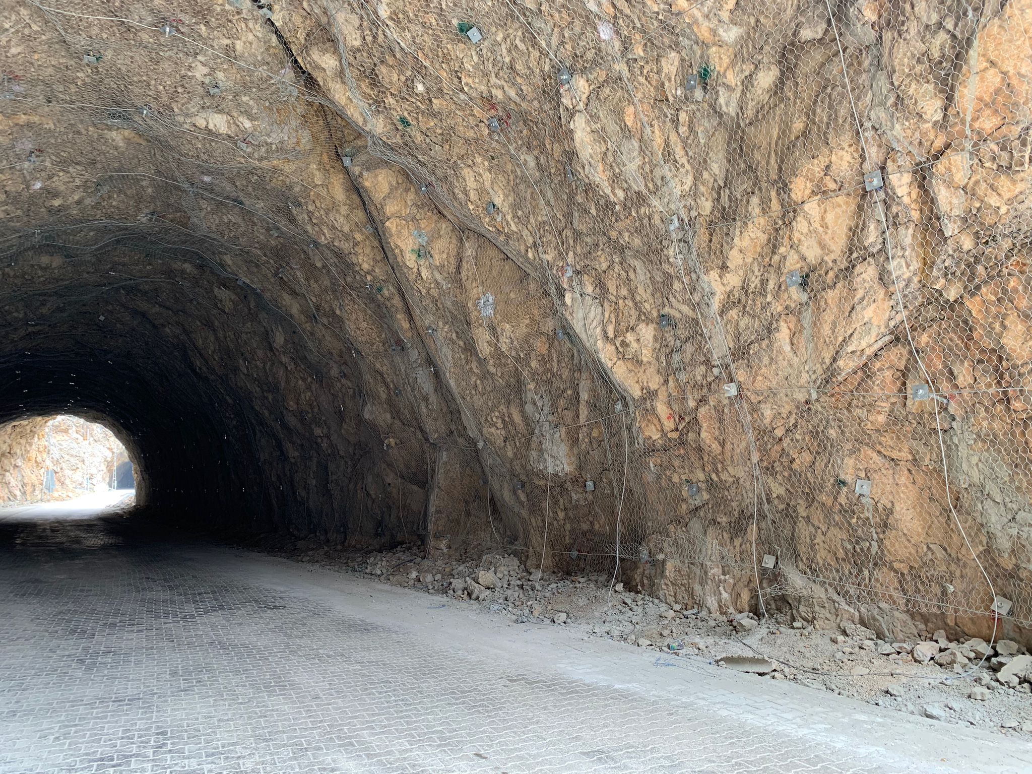 Sivas Şırzı - Kemaliye Tüneli