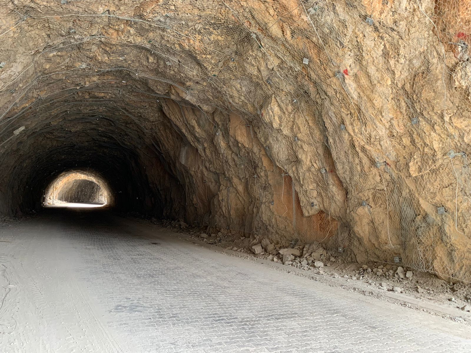 Sivas Şırzı - Kemaliye Tüneli