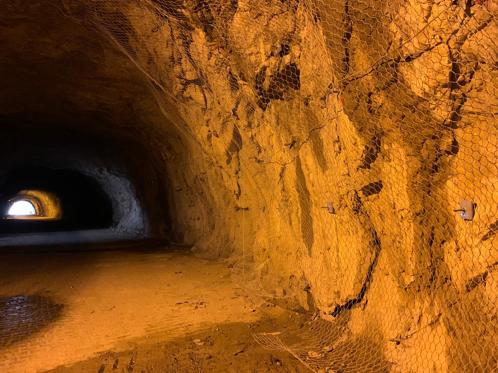 Sivas Şırzı - Kemaliye Tüneli